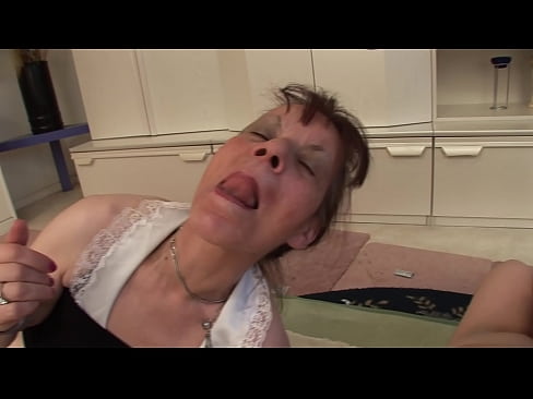 ❤️ De grann ak yon granpapa gen yon triyo Pornografi Larisi nan ht.pornoreino-com.ru ️❤