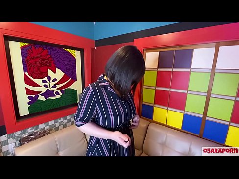 ❤️ Kuti Japonè ak gwo tit masturbe ak jwèt sèks epi li gen yon orgasm. Li pale nan yon entèvyou sou eksperyans mèrdik li. Tèt gwo ak chat pwale plen jemi byen fò. Osakaporn Pornografi Larisi nan ht.pornoreino-com.ru ️❤